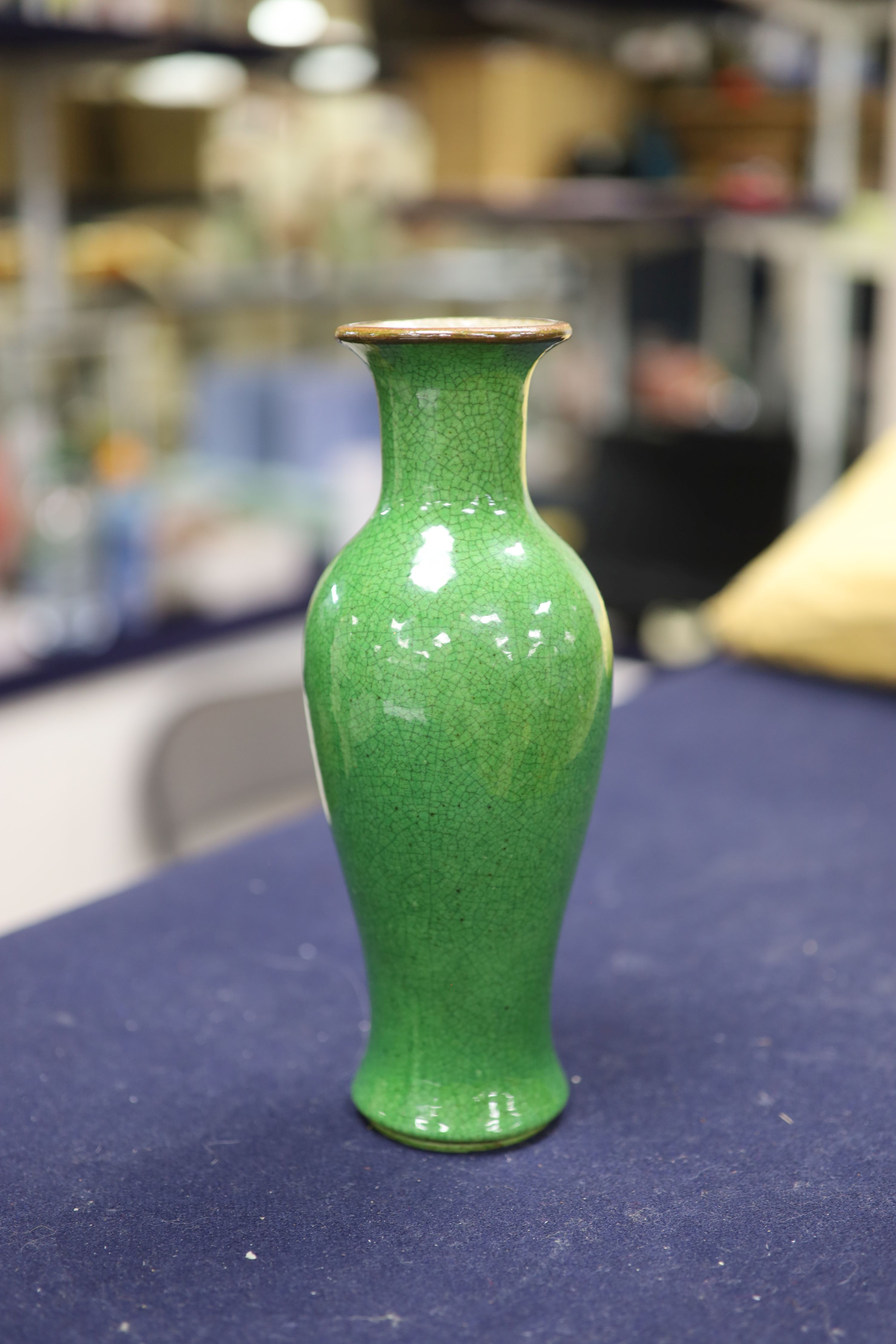 A Chinese green crackle glaze vase, height 23cm